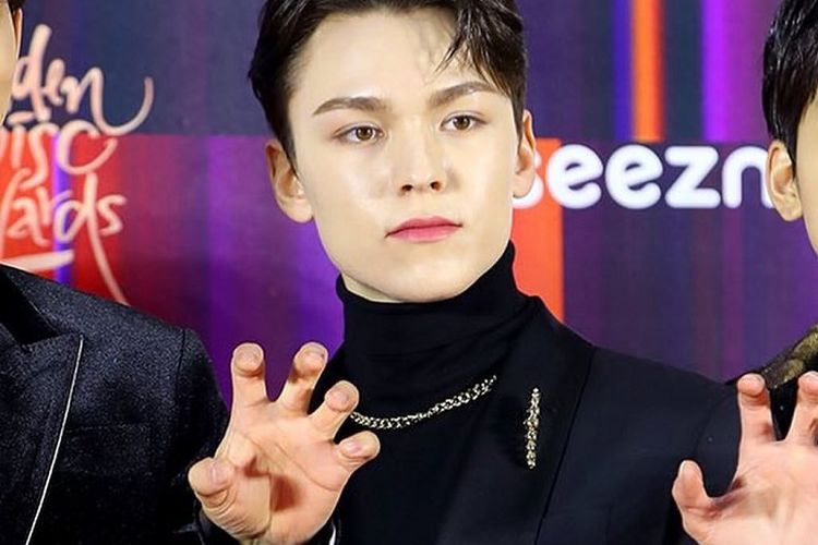 Vernon Seventeen Positif Covid 19, Ini Gejala yang Dialami