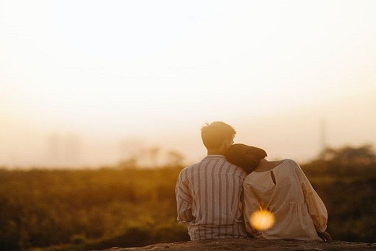 5 Kutipan dalam Bahasa Inggris Tentang Relationship Ini Makjleb Banget