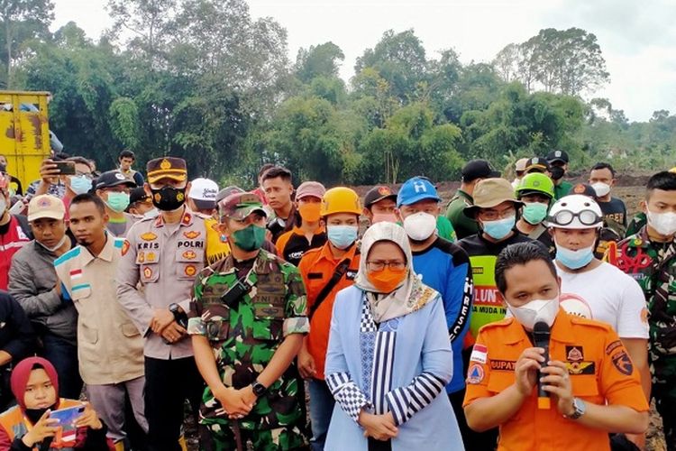 20 Hunian Sementara Korban Erupsi Gunung Semeru Rampung, Target 1.500 Unit Beres Sebelum Idul Fitri