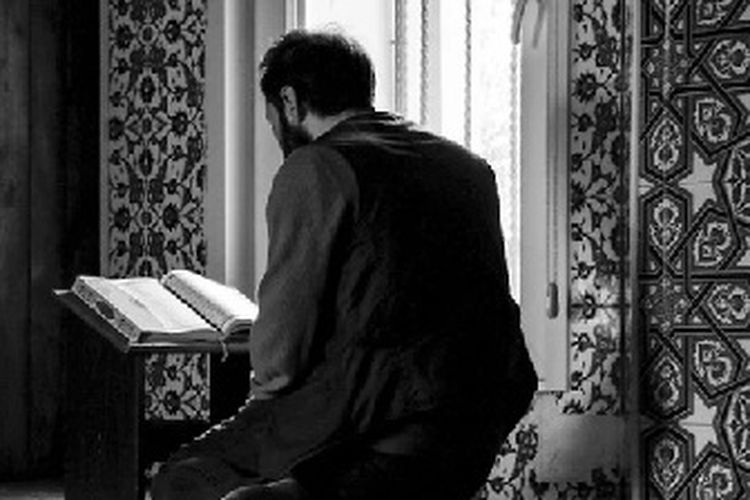 Al Quran Surah Al Insan Ayat 11 Sampai 20 Lengkap dengan Terjemahan Bahasa Indonesia