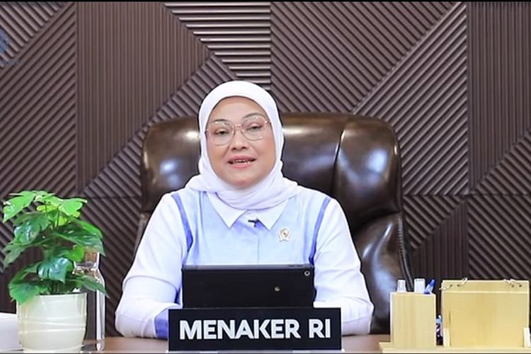 Jokowi Perintahkan Menaker untuk Merevisi Peraturan Menteri Ketenagakerjaan terkait Aturan JHT