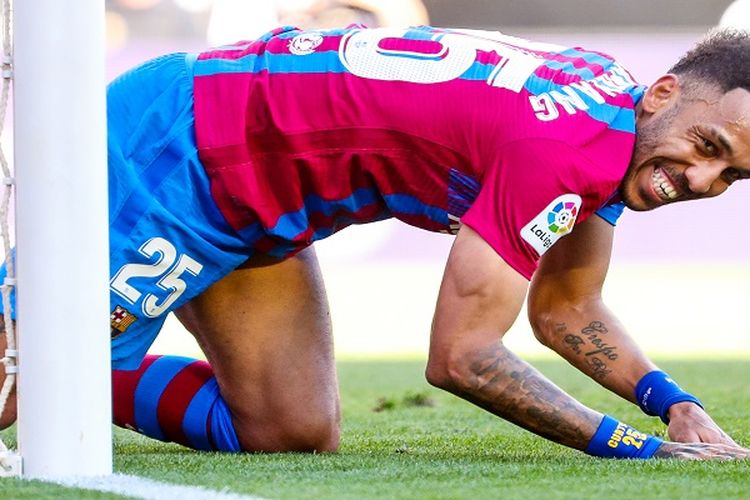 Aubameyang Cetak Hat-trick Sekaligus Gol Pertama di La Liga Bersama Barcelona, Simak Kabar Selengkapnya   