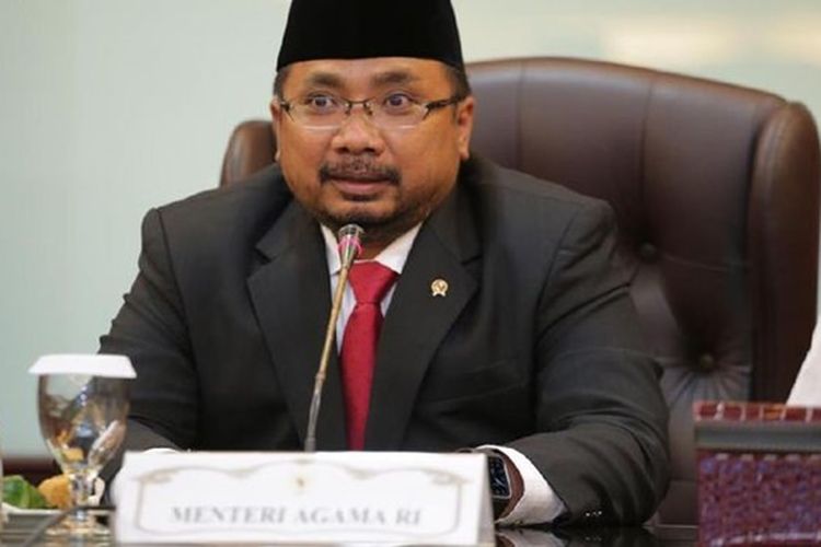 Foto Yaqut Cholil Qoumas Diinjak-injak, Imbas Kasus Toa Diduga Dibandingkan dengan Gonggongan Anjing