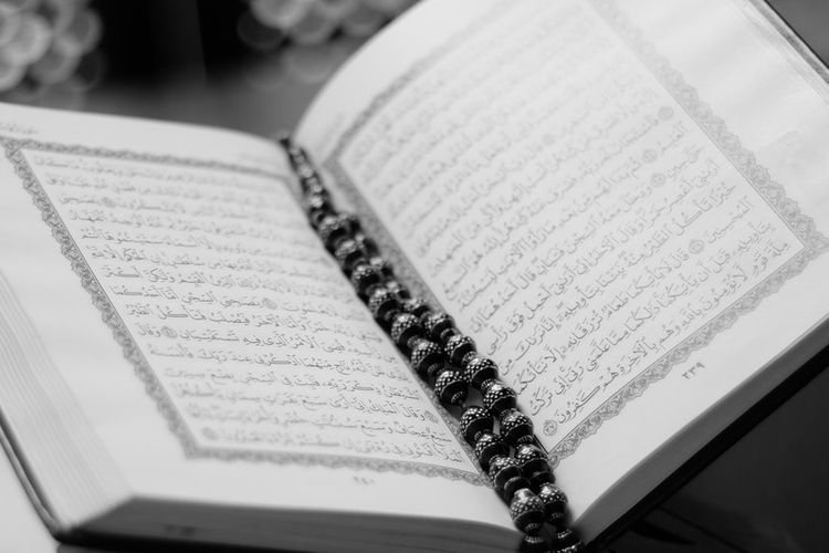 Al Quran Surah Al Buruj Ayat 12 Sampai 21 Lengkap dengan Terjemahan Bahasa Indonesia