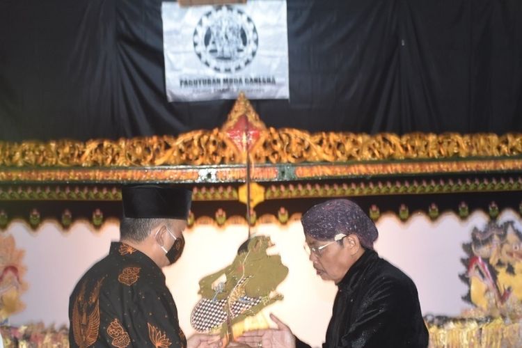 Wayang Memiliki 2 Simbol Raksasa, Ustadz Faizar Ungkap Filosofi Gambar Itu, ‘Sebutlah 2 Kalimat Syahadat’