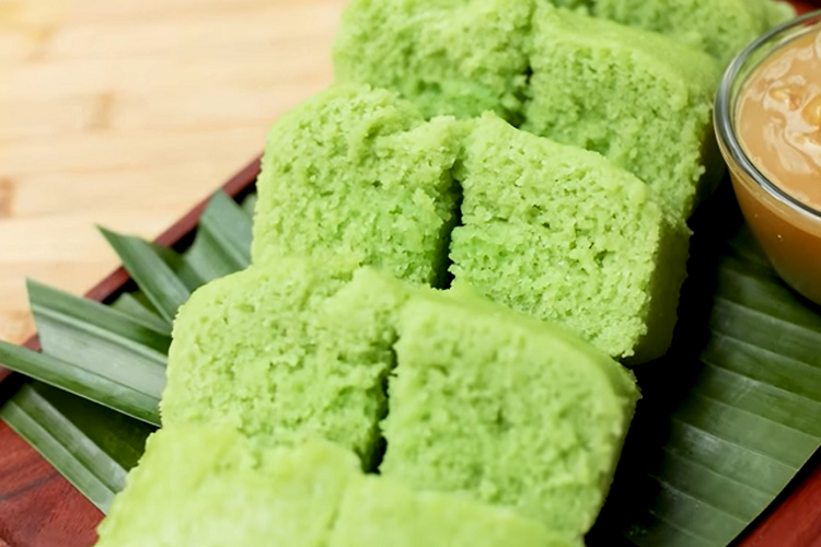 Rekomendasi Menu Buka Puasa Ramadhan 2022, Simak Resep Kue Apem atau Pandan Kukus Lembut dan Kenyal di Sini