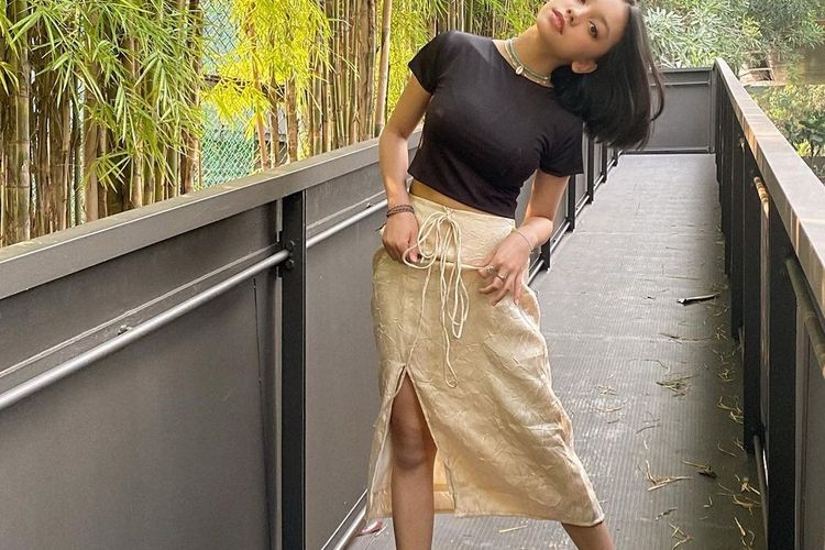 Biodata Naura Ayu, Aktris sekaligus Penyanyi yang Dikabarkan Putus dengan Devano