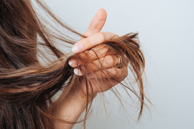 No Poo Challenge: Tantangan Stop Pakai Shampoo Ternyata Beri Banyak Manfaat untuk Rambut