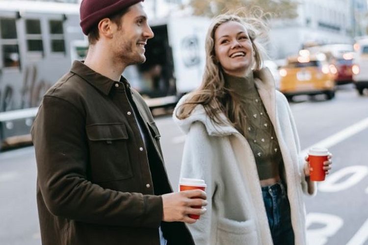 Punya Pacar Tukang Ngutang, Pertanda Terjebak Toxic Financialship?