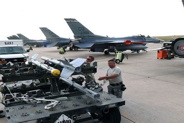 Invasi Rusia Tak Kunjung Usai, Amerika Serikat Berencana Kirim Jet Tempur Canggih ke Ukraina