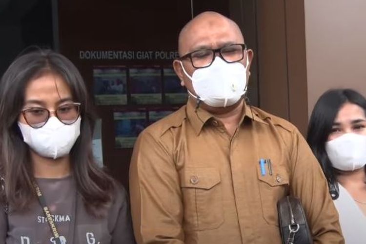 Kerap Dibully, Mayang Adik Vanessa Angel Laporkan Selebgram Berinisial AW ke Polisi