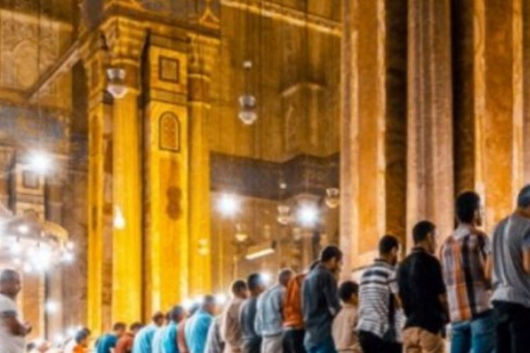 11 Keutamaan Sholat Tarawih Mulai Malam Pertama Bulan Ramadhan 2022 hingga Terakhir, Simak agar Semangat