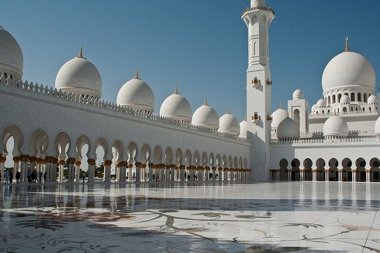 Takbir Sholat Idul Fitri Berapa Kali? Simak Tata Cara dan Bacaan Niatnya di Sini dengan Bahasa Arab-Latin