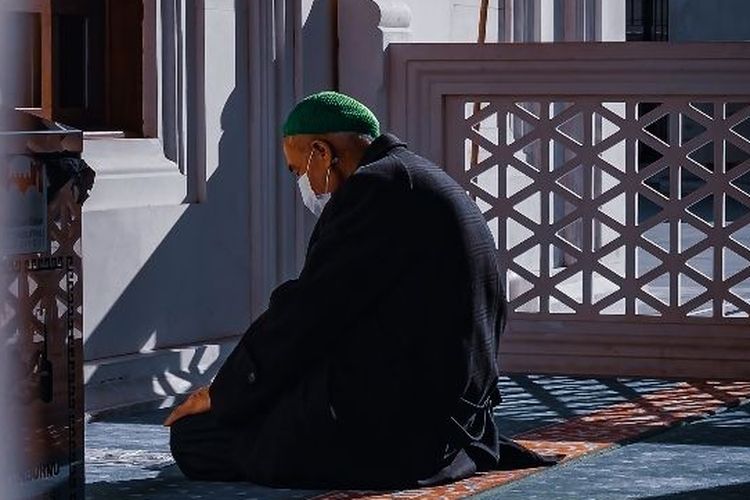 Jadwal Sholat di Bandung, Yogyakarta, Semarang dan Surabaya Hari Ini 4 April 2022