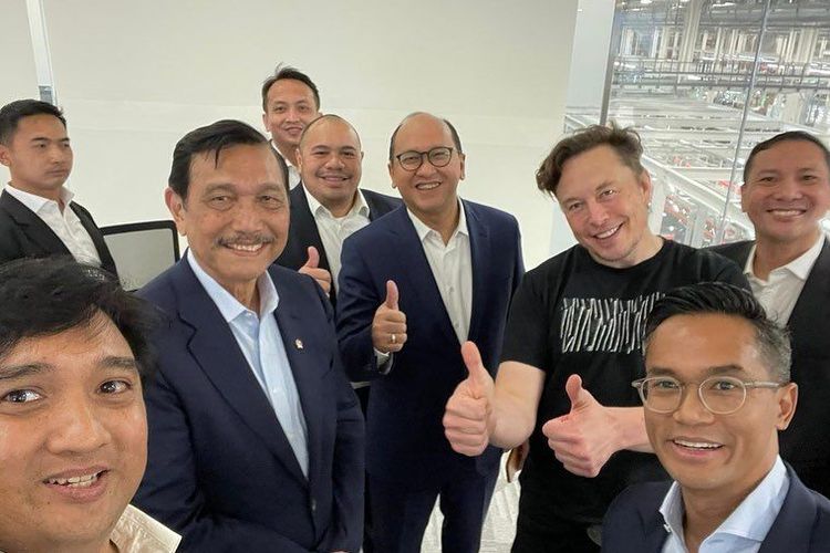 Saham Mayora Langsung Naik Usai Kopiko Dibawa Luhut dalam Pertemuan Bersama Bos Tesla, Elon Musk