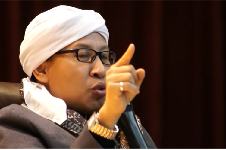 Kajian Ramadhan 2022: Buya Yahya Bagikan Satu Amalan yang Bisa Menjaga Pembacanya dari Siksa Api Neraka