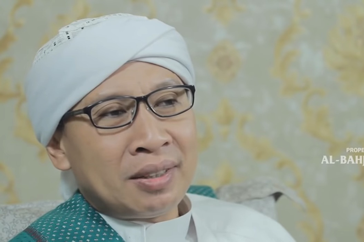 Buya Yahya Ungkap Kriteria Fakir Miskin yang Berhak Menerima Zakat Fitrah,  Muslim Jangan Sampai Keliru!