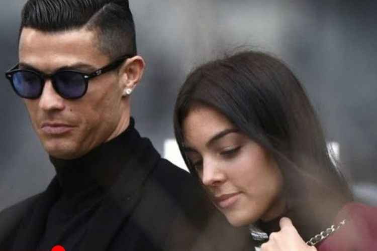 Cristiano Ronaldo Sangat Terpukul atas Meninggalnya Sang Bayi Laki-Laki: Kau Malaikat Kami