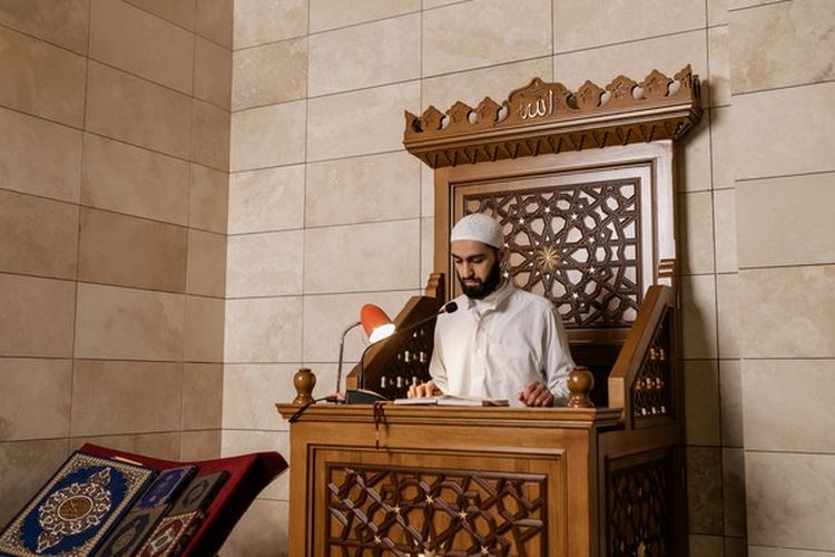 Khutbah Idul Fitri 2022 Tema Kerugian di Tengah Kebahagiaan, Menyentuh Hati dan Membuat Air Mata Bercucuran