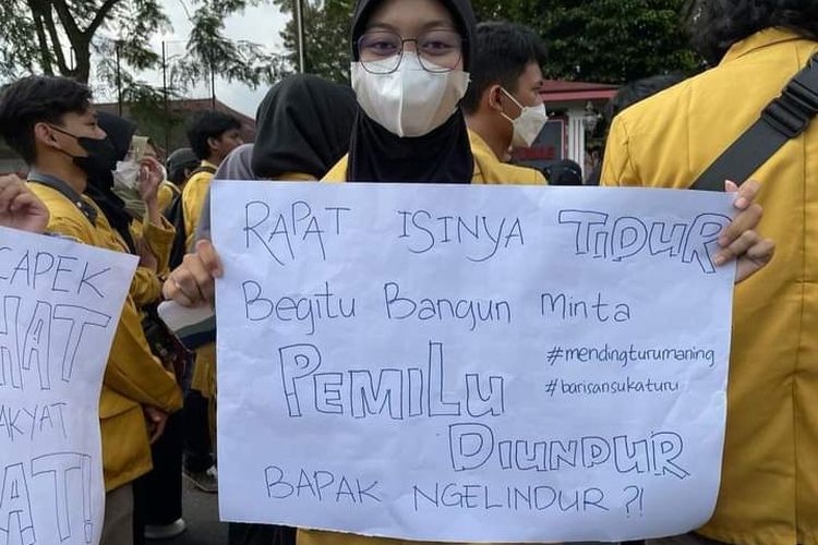 Inilah 4 Tuntutan Aksi Nasional 114 yang Digaungkan Mahasiswa pada Demonstrasi Bertajuk Geruduk Rumah Rakyat