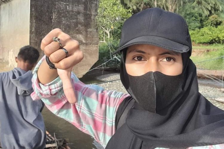 Viral, Alin Pangalima Ingin Menjual Ginjal Demi Keselamatan Warga Desa Melalui Pembanguan Jembatan