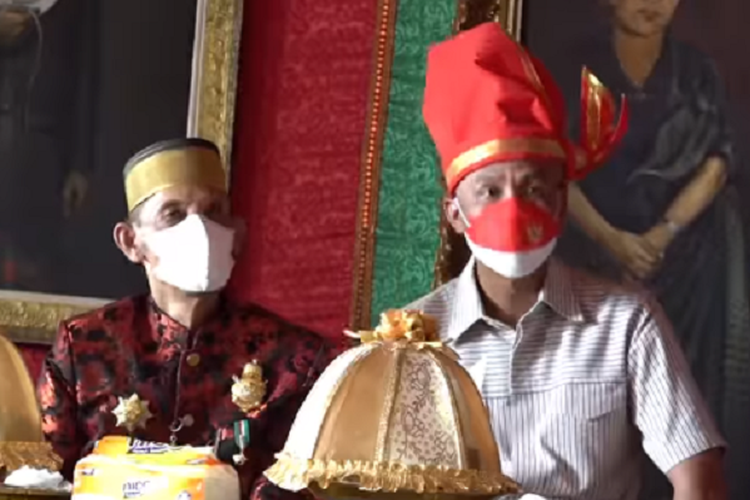 Ganjar Pranowo Kunjungi Istana Tamalate, Didoakan Raja Gowa Pimpin Jawa Tengah Jadi Maju