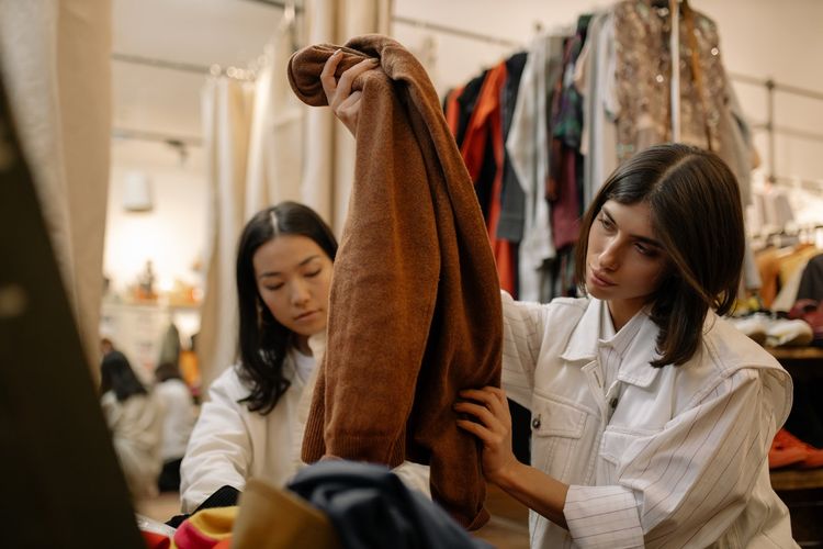 Tren Thrift Shopping yang Bisa Memperlambat Terjadinya Global Warming, Kok Bisa?