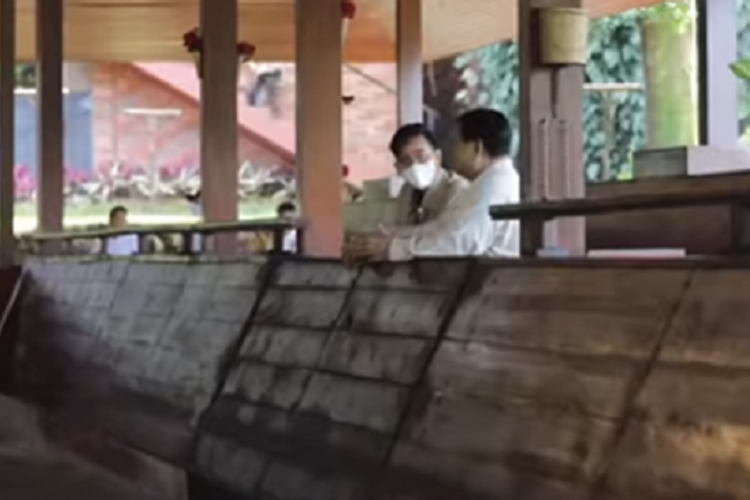 Gibran Rakabuming ke Hambalang, Prabowo Subianto Beri Oleh-oleh untuk Jan Ethes