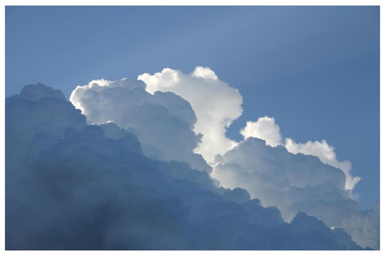 Prakiraan Cuaca BMKG 22 Juni 2022  di Kabupaten Jember, Cuaca Cerah Pagi Hari