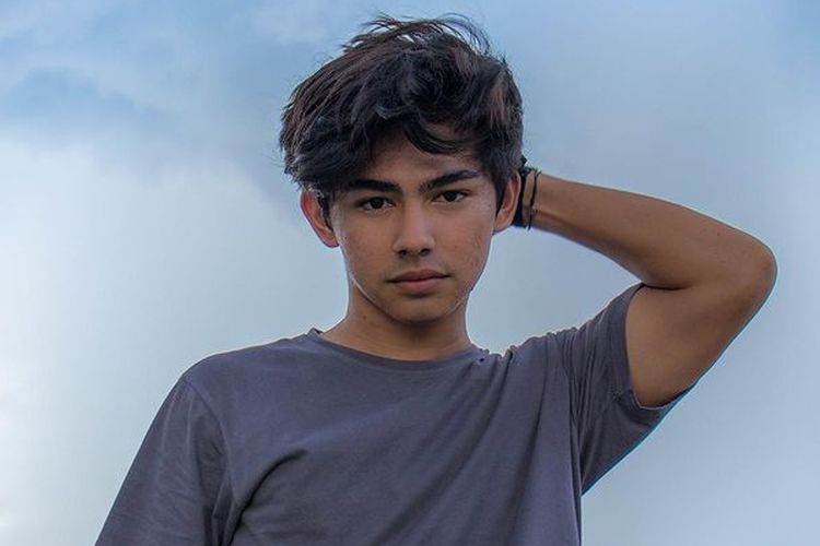 Andrew Kalaweit, Pemuda Tampan yang Hidup di Tengah Hutan Lebat Kalimantan, Intip Kesehariannya di Sini