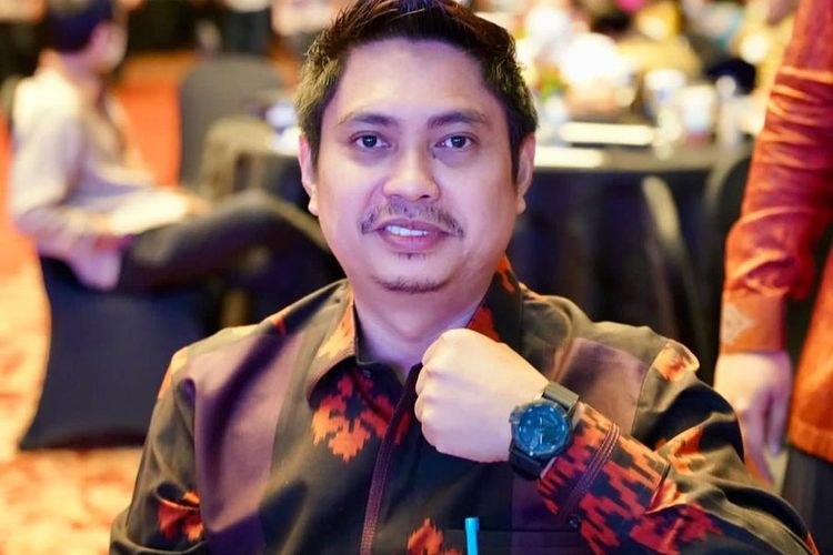 Mardani Maming Bantah Dirinya Melarikan Diri, Kemaren sedang Kujungan ke Makam Wali: hanya Beberapa Hari Saja