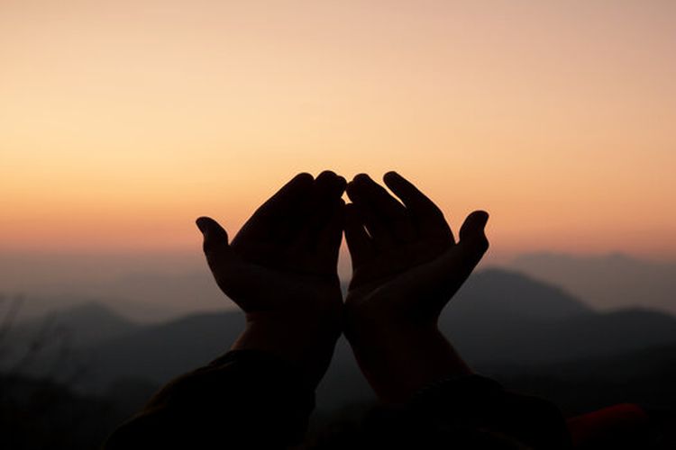 Khutbah Jumat Terbaru 2022, Tema 6 Perbandingan Nikmat Dunia dengan Nikmat Akhirat