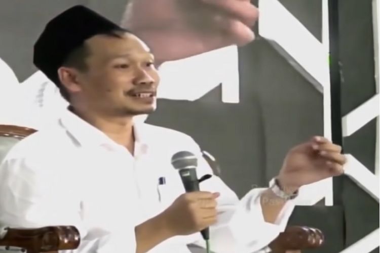Ceramah Gus Baha Terbaru 2022: Segera Hapalkan Surah Ini, Ketika di Akhirat Bisa Lolos dari Siksa Kubur