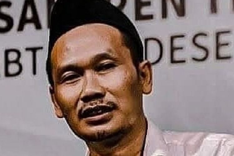 Gus Baha Terbaru 2022 Ungkap Kisah Unik Terkait Haji: Dalam Mazhab Syafi’i Wanita Bercadar Itu Normal