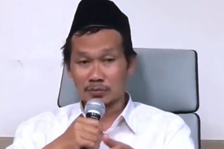 Ceramah Gus Baha Terbaru 2022,  Sebelum Memulai Pacaran Kenali Hukumnya dalam Islam, Anak Muda Wajib Tahu!