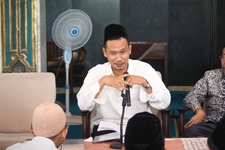 Ceramah Gus Baha Terbaru 2022: Coba 5 Tips Ini saat Hati sedang Keras dan Gelisah, Nomor 5 Jarang Diketahui