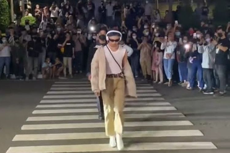 Citayam Fashion Week Dibubarkan Polisi, Pengguna Jalan Mulai Terganggu: Bikin Macet Aja