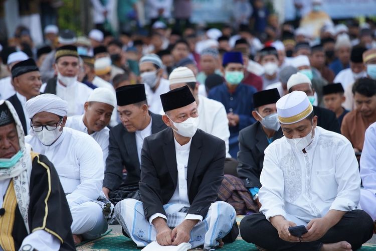 Inilah Tata Cara Sholat Idul Adha, Lengkap dengan Bacaan Niat dalam Lafal Arab, Latin dan Artinya