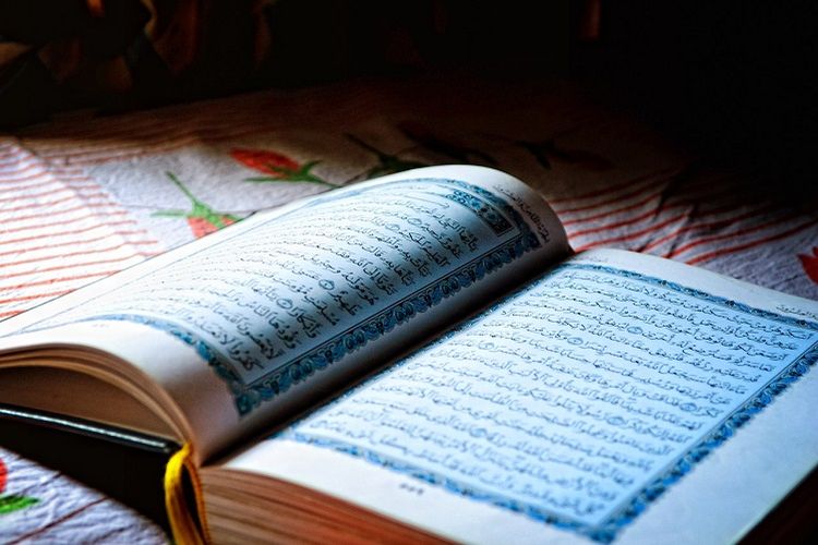 Teks Khutbah Jumat Singkat Tentang Keutamaan Luar Biasa Membaca Ayat Kursi