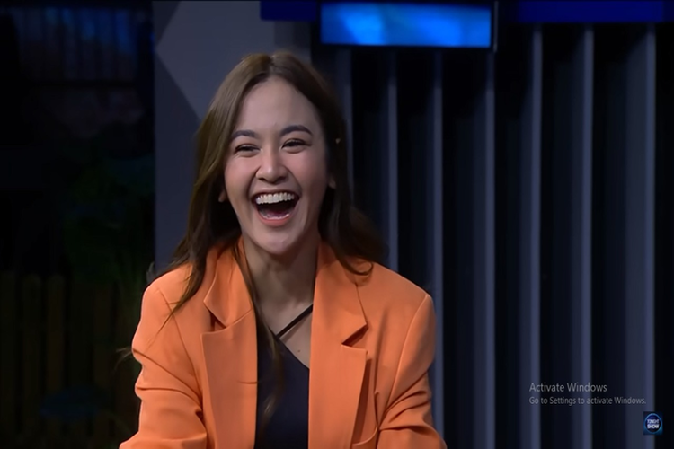 Mahalini Manggung Pakai Rok Seksi, Rizky Febian Langsung Ngegas, Warganet: Gemes Banget