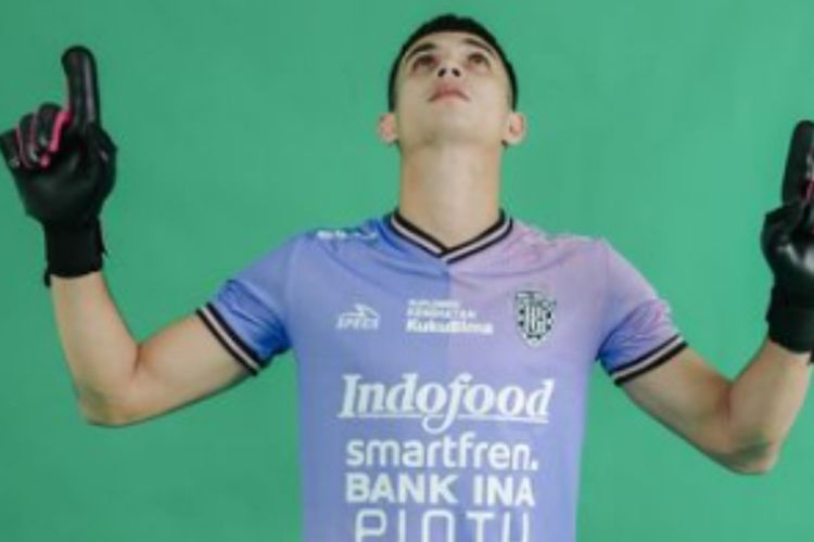 Nadeo Argawinata Terima Kartu Merah dari Wasit Karena Kesal, Ternyata Lakukan Ini Kepada Tim Lawan