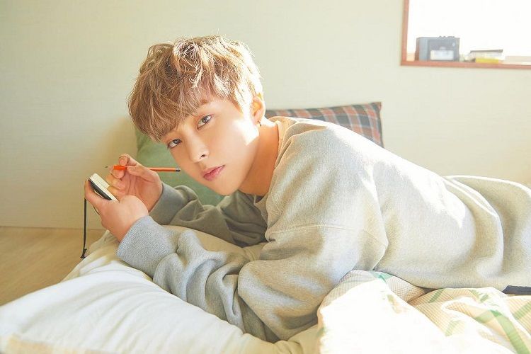 Xiumin EXO Umumkan Tanggal Rilis Album Solo Brand New sekaligus Merilis Teaser Pertama: EXO-L Wajib Tahu