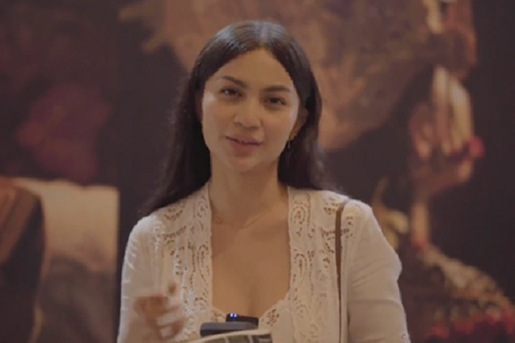 Bikin Heboh! Nicholas Saputra Unggah Video Ariel Tatum di Twitter, Netizen: Selamat ya!