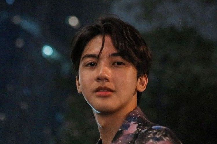 Ari Irham, Aktor Tampan dengan Wajah Ala Kpop, Ini Profil dan Perjalanan Karirnya yang Gak Boleh Dilewat