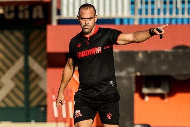 Persija Jakarta vs Madura United : Fabio Lefundes Tak Ingin Berpatokan Pada Papan Klasemen BRI Liga 1 2022