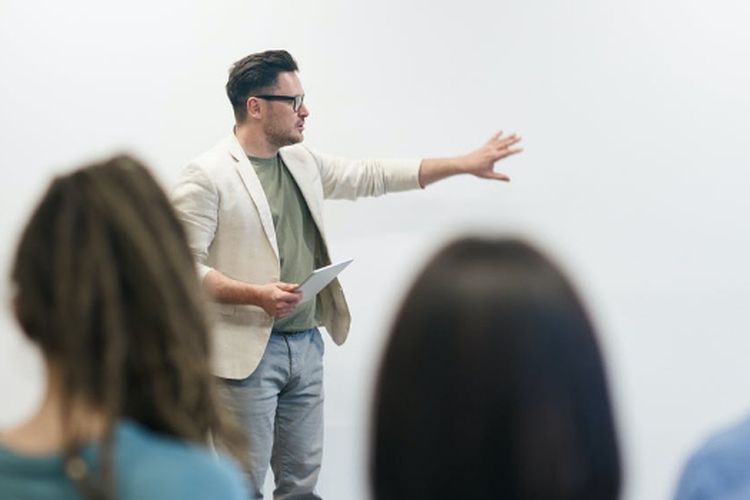 5 Kalimat Penutup Presentasi Kelompok, Menarik dan Mudah Diucapkan Serta Cocok Untuk Pelajar dan Mahasiswa