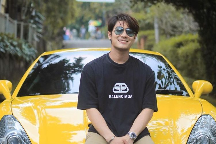 Heboh Rizky Billar Bawa Mobil Ugal-ugalan di Area Perumahan, Suami Lesti Kejora Diomelin Tetangga Sekitar