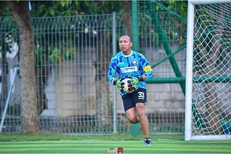 Kebobolan Setengah Lusin Gol, Oki Rengga Pernah Dituduh Jual Pertandingan Sepak Bola Saat Masih Aktif Bermain