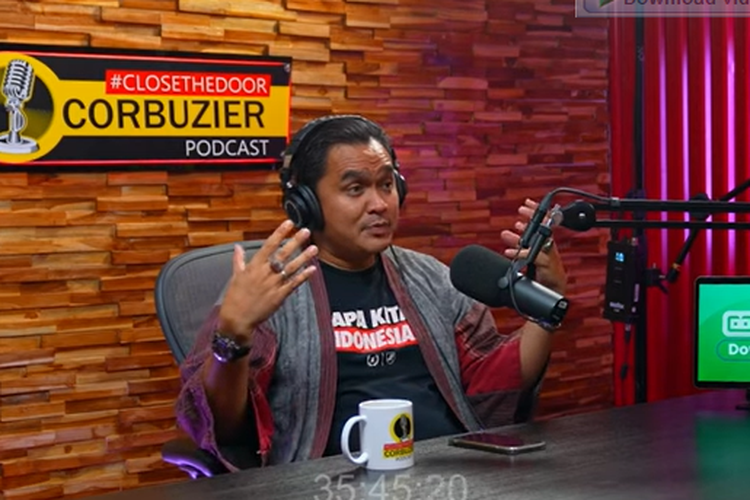 Setelah Tragedi Sepakbola di Kanjuruhan, Valentino Jebret Dihujat Usai Jadi Komentator Liga 1 Karena Hal ini