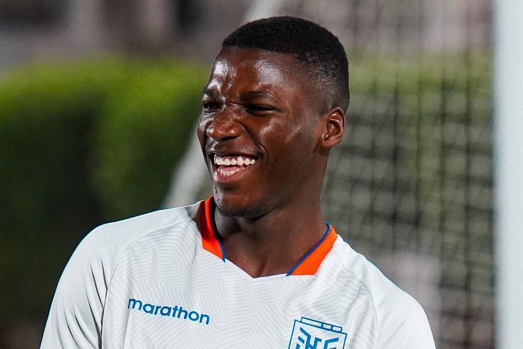 Manchester United dan Liverpool Berebut Moises Caicedo, Robinson: The Reds Jangan Tergesa-gesa